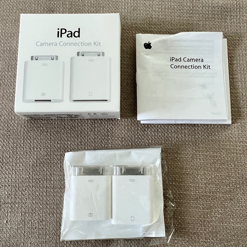 Authentic Apple iPad Camera Connection Kit Model A1362 A1358 MC531ZM/A